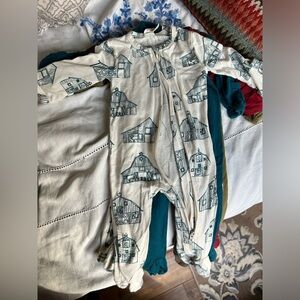 Kate Quinn New born footie bundle
